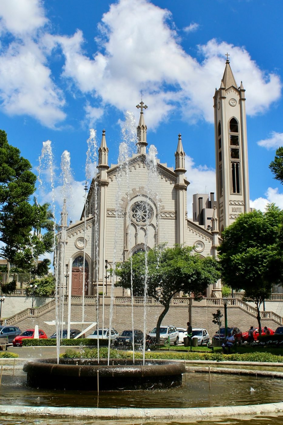 Catedral e Praça Dante Alighieri, Caxias do Sul
